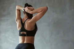 10 สปอร์ตบรา ยี่ห้อไหนดี 2024 ดีไซน์สวย ใส่กระชับ 