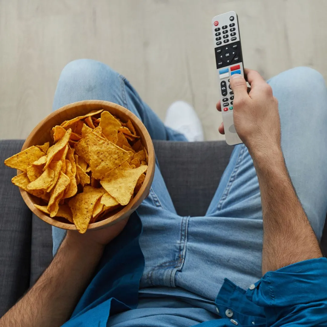 แนะนำ 10 ของกินเล่น กับแกล้ม กรุบกรอบ อร่อยจนหยุดไม่ได้