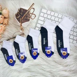 ถุงเท้านักเรียน คุณภาพดี. ราคาถูก. มีให้เลือก 5 ขนาด. 12คู่ 75บาท