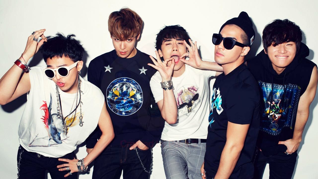 “35 องศาเซลเซียส” อุณหภูมิบนหน้าจอพัดลมอัจฉริยะคำนวณให้เห็นถึงอุณหภูมิอันร้อนอบอ้าว 