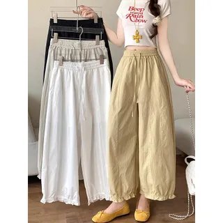 M-4XL กางเกงขากว้าง เอวยางยืด ทรงหลวม ลายดอกไม้ สำหรับผู้หญิง ฤดูใบไม้ผลิ ฤดูร้อน รุ่นใหม่ ไซซ์ใหญ่ สำหรับสาวอวบ ดูผอม ขอบลูกไม้ กางเกงขากว้าง 9 จุด ~ เสื้อเชิ้ต ลายสก็อต ทรงหลวม ไซซ์ใหญ่