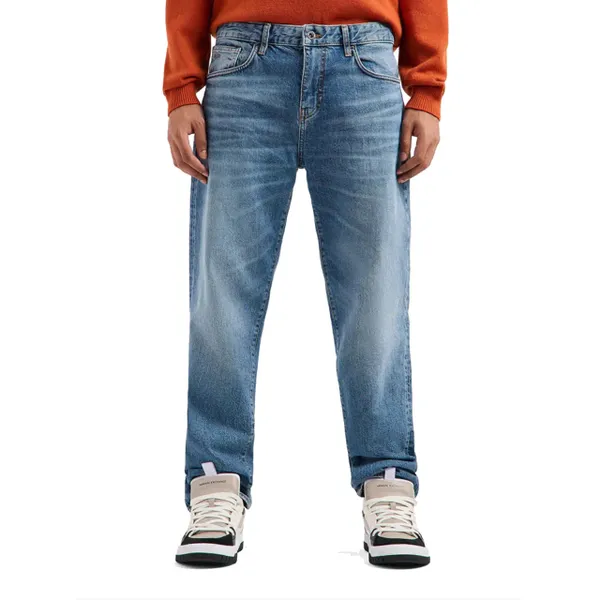 10 กางเกงยีนส์ผู้ชาย แบรนด์ไหนดี 2024 กางเกงยีนส์แบรนด์ดัง ใส่สบาย ดีไซน์เท่